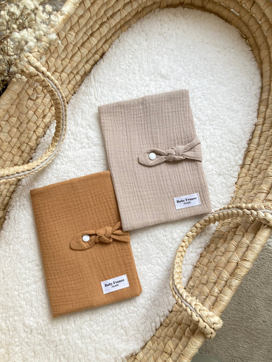 L’importance du protège carnet de santé pour bébé.