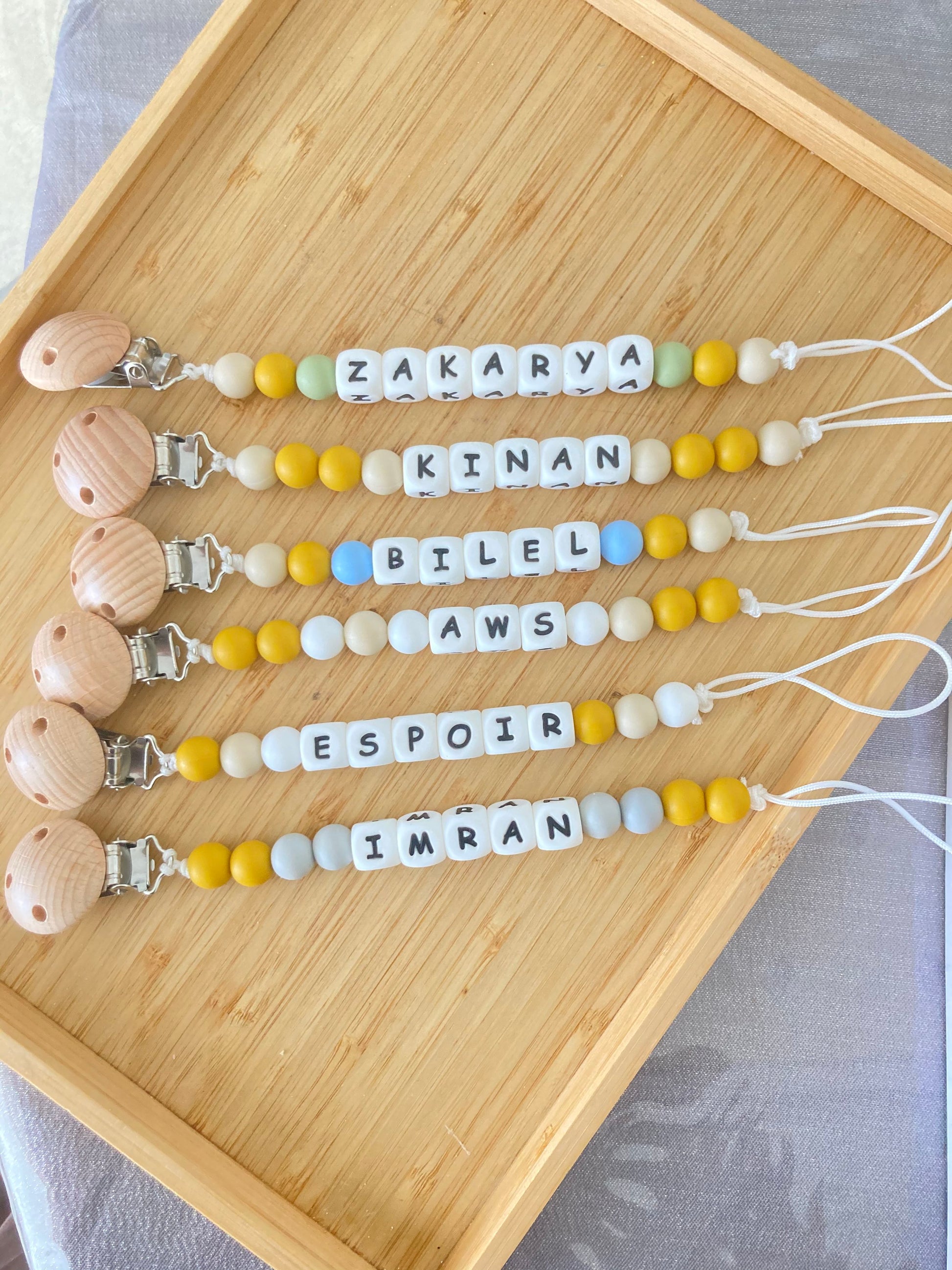 Attaches tétines en perles silicone