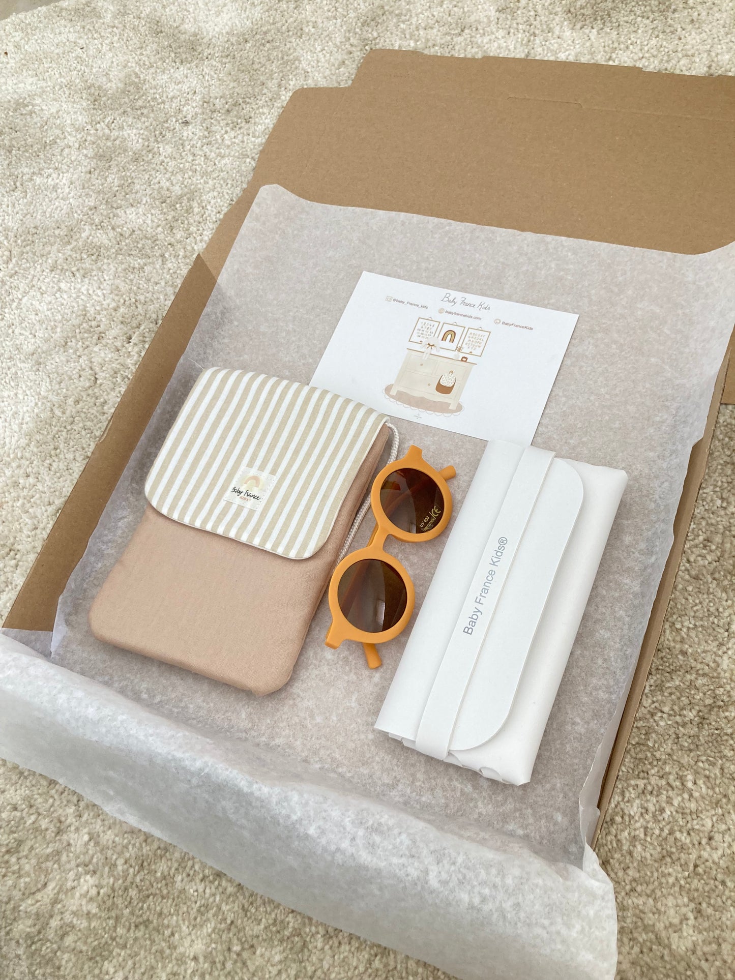 Coffret sacoche et lunettes (UNISEXE)